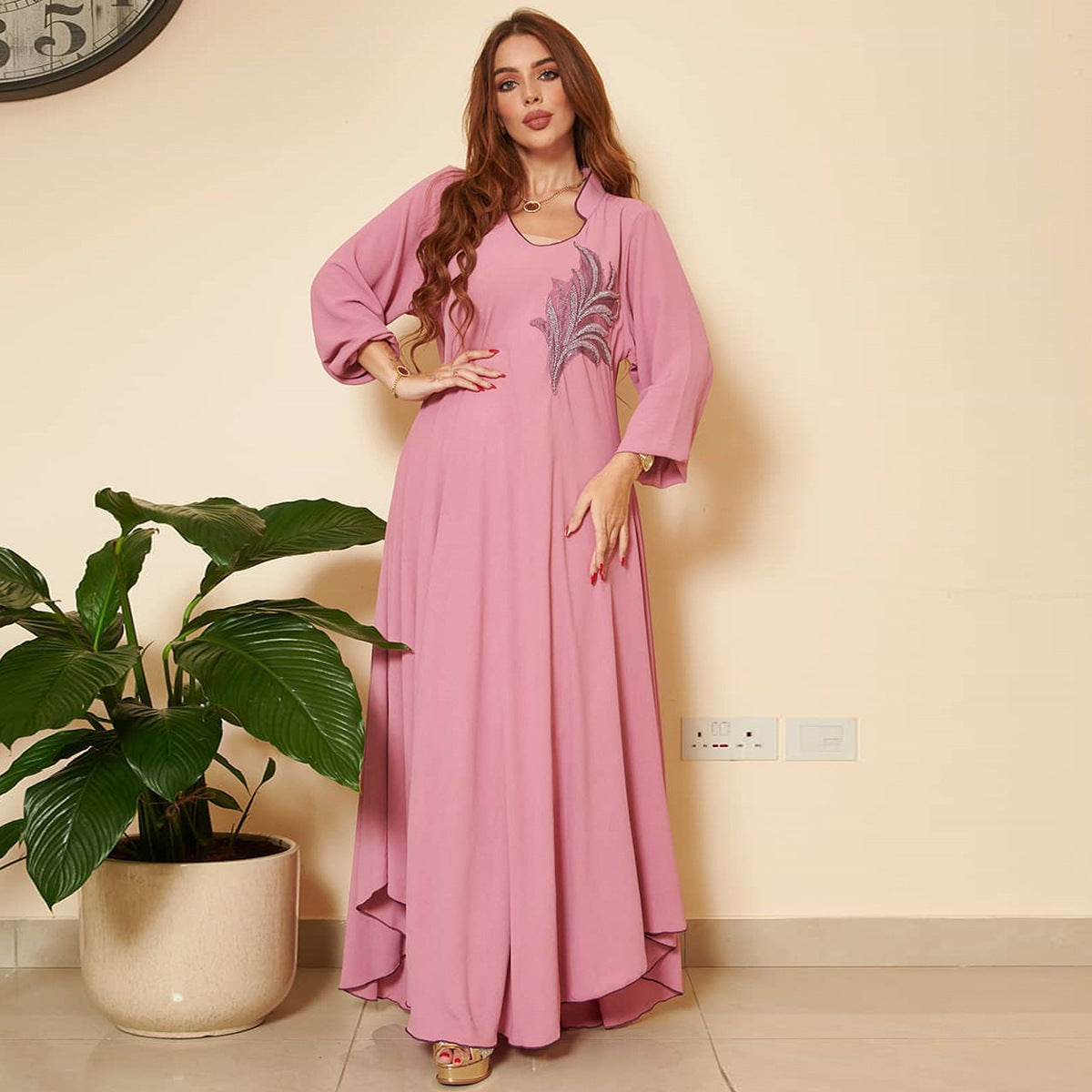 Women's Long Sleeve Chest Applique  Loose Dress