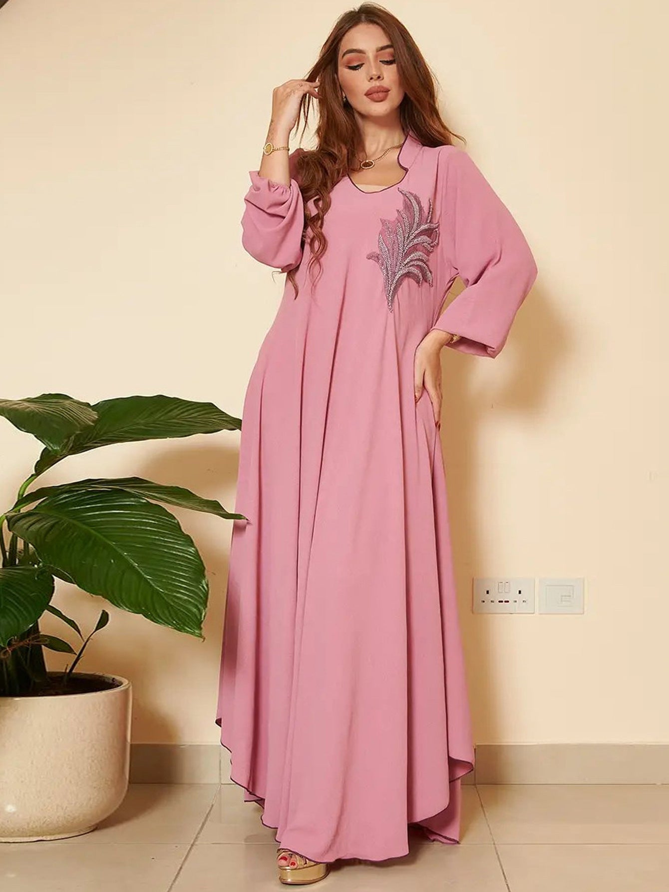 Women's Long Sleeve Chest Applique  Loose Dress