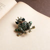 New Cute Green Frog Brooch Pins For Women Kids Fashion Crystal Rhinestone Enamel Animal Badge Men Friendship Party Jewelry Gifts