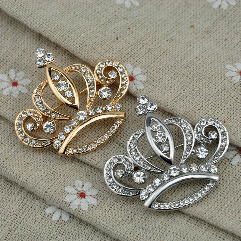 Cute Pins Brooches Crown Rhinestone Scarf Buckle Women Girl Men Broches Safety Pin Metal Broach Broch Pines Metalicos Brosche