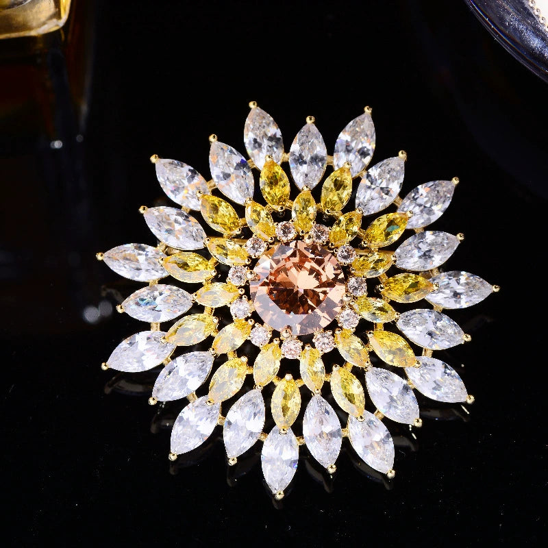 Korean Style Micro Inlaid Zircon Flower Corsage Fashion New Suit Coat Pin Accessories Elegant Magnolia Brooch for Women