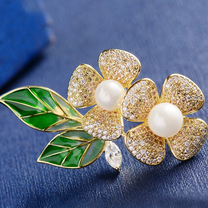 Korean Style Micro Inlaid Zircon Flower Corsage Fashion New Suit Coat Pin Accessories Elegant Magnolia Brooch for Women