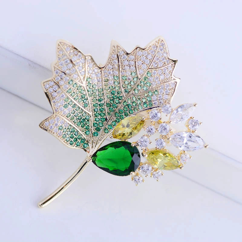 Korean Style Micro Inlaid Zircon Flower Corsage Fashion New Suit Coat Pin Accessories Elegant Magnolia Brooch for Women