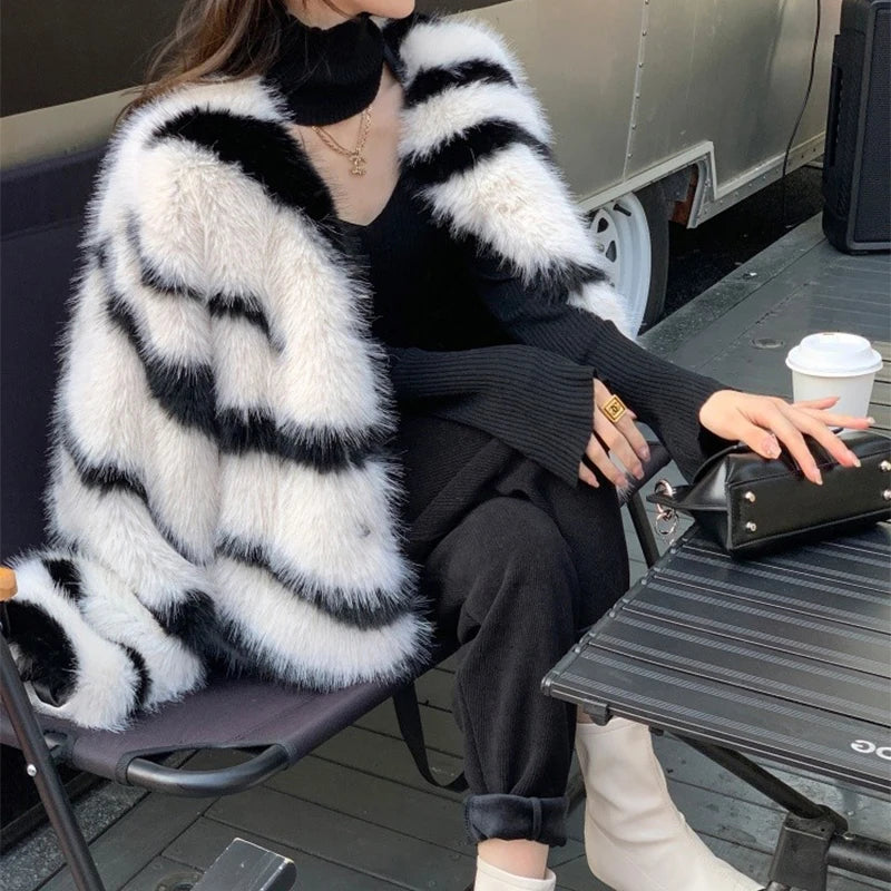 Ins Chic Girls Fluffy Zebra Fur Coat Women Harajuku Street Fashion Casual Faux Fox Fur Jacket Female Winter Thick Warm Overcoats