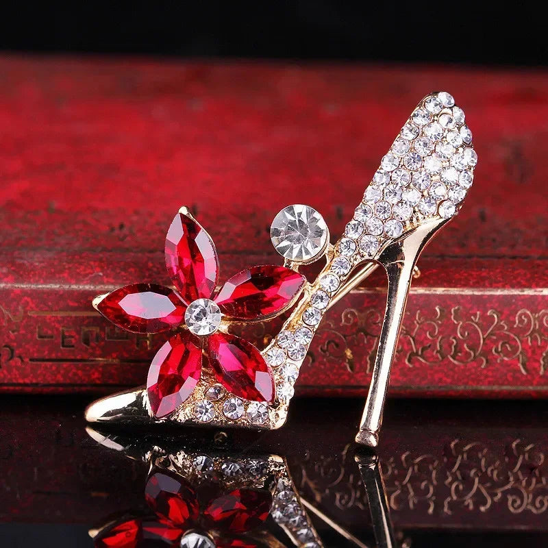 Fashion Trends Versatile Crystal Rhinestones High Heels Brooch Pin Niche Design Temperament Women Elegant Clothing Accessories