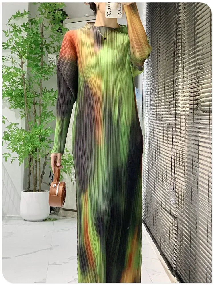 High-end Miyake Pleated Dress Women's Mid-length 2024 Spring and Summer New Gradient Color Smudged Luxury High-end Skirt