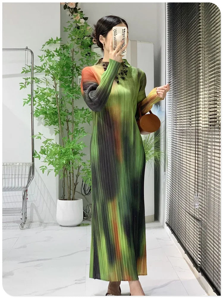 High-end Miyake Pleated Dress Women's Mid-length 2024 Spring and Summer New Gradient Color Smudged Luxury High-end Skirt