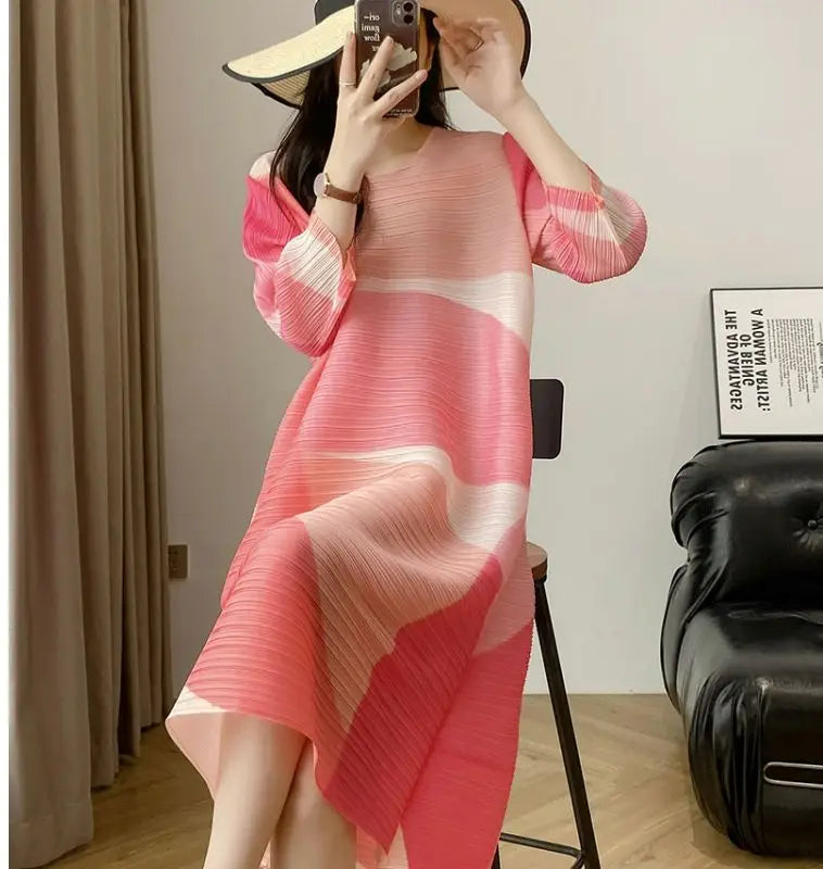 Mid length pleated dress, summer age reduction, oversized, stylish, loose printed, slimming women's dress