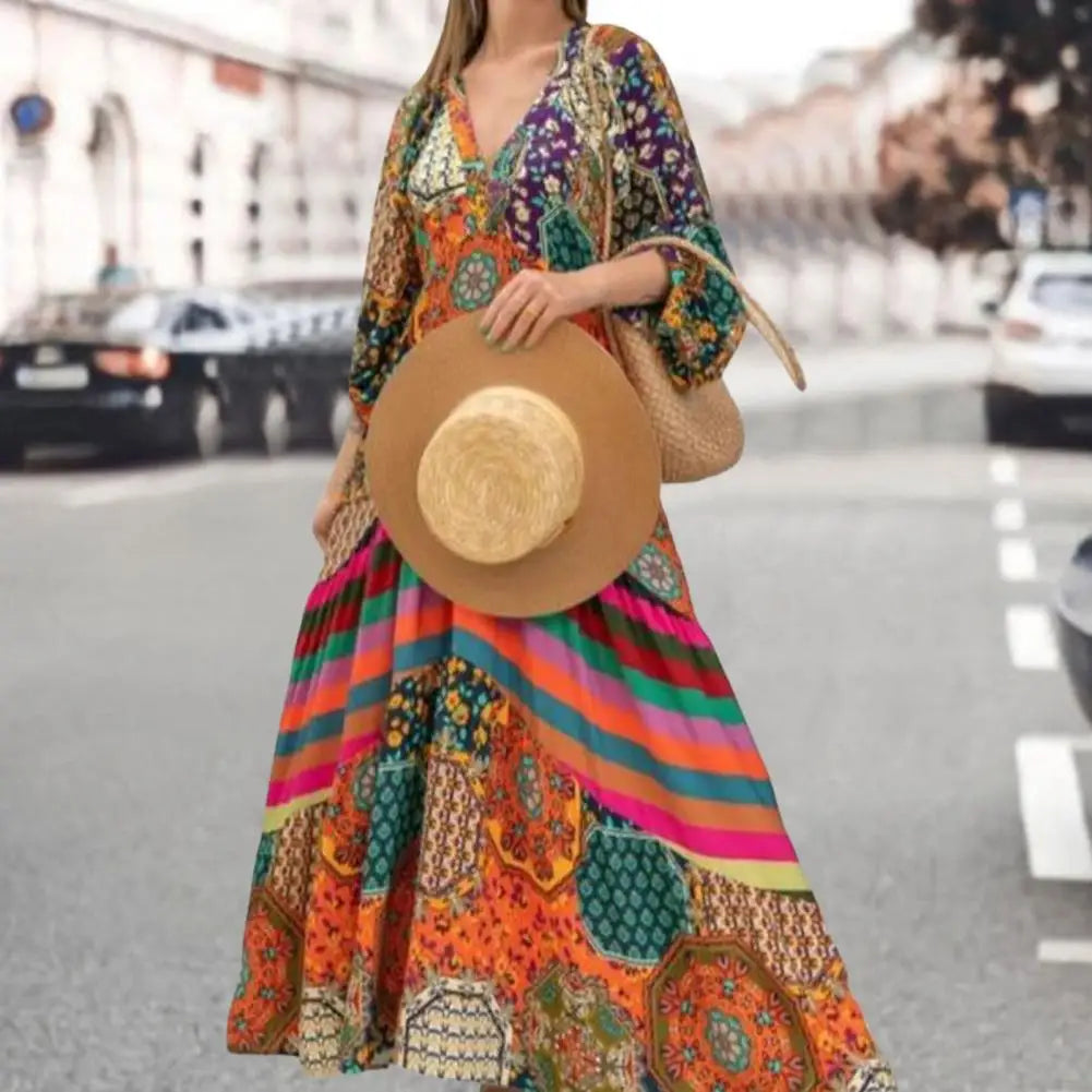 Charming Long Dress V-Neck Comfortable Retro Ethnic Print Large Hem Beach Long Dress  Anti-fade Maxi Dress Female Clothes