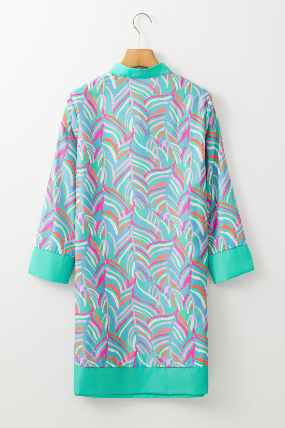 Green Abstract Print Split Neck Bracelet Sleeve Shift Dress