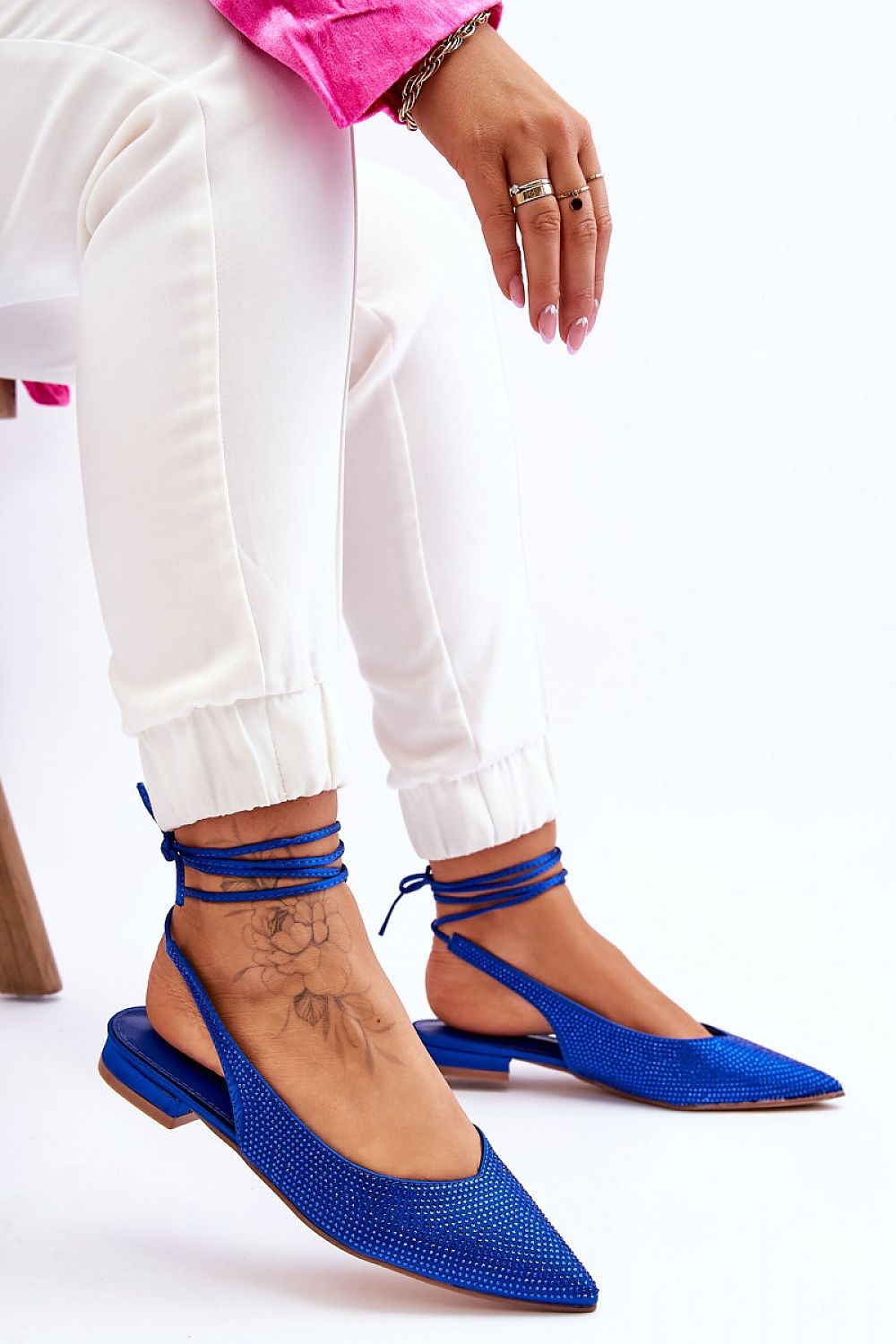 Strappy ballet flats Step in style